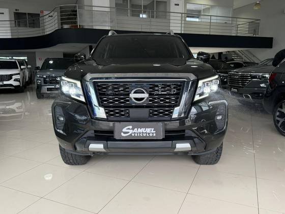 NISSAN FRONTIER 2.3 16V TURBO DIESEL PLATINUM CD 4X4 AUTOMÁTICO NISSAN FRONTIER 2.3 16V TURBO DIESEL PLATINUM CD 4X4 AUTOMÁTICO